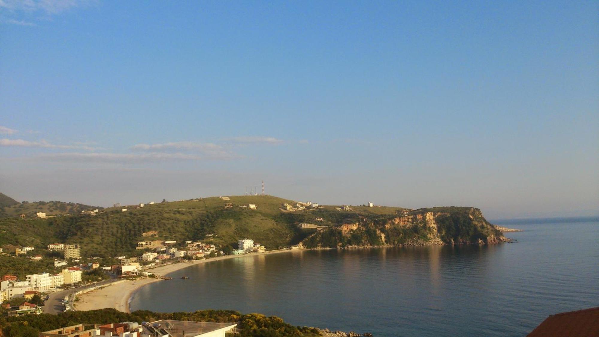 Tasos Rooms Himare Esterno foto